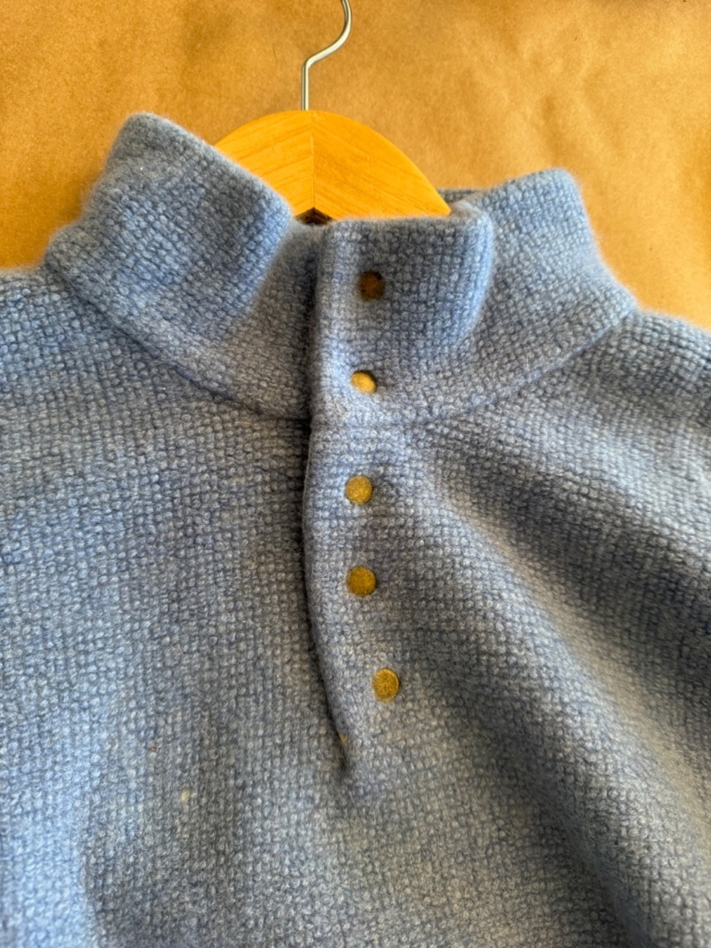 Cashmere Henley - Picture 5 of 5